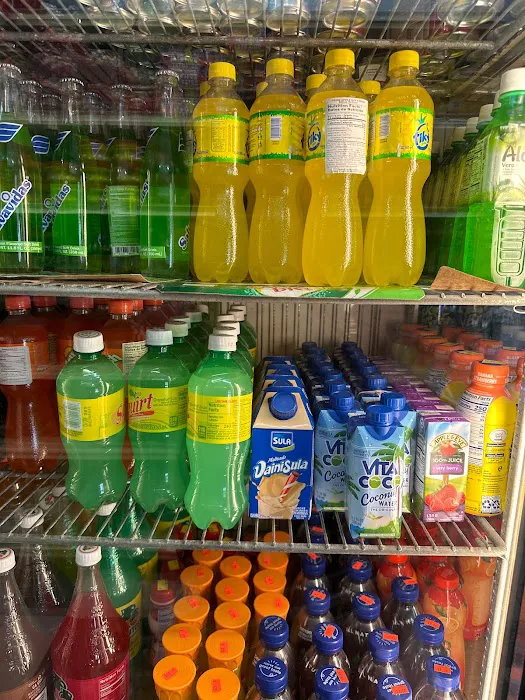 LAS CHAPINAS GUATEMALAN DELI AND GROCERY Picture 2