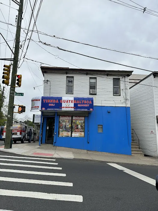 LAS CHAPINAS GUATEMALAN DELI AND GROCERY Picture 5