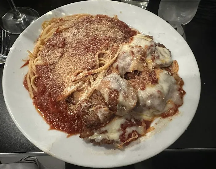 Parma Pizzeria & Restaurant Picture 5