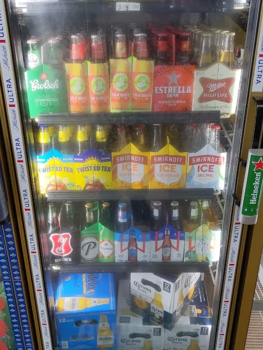 Victory Mart Deli & Grocery Picture 4