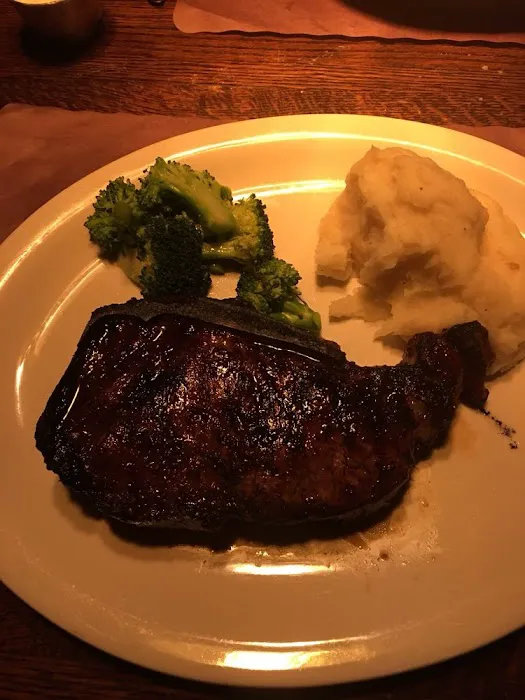 West Shore Inn Steakhouse Picture 10