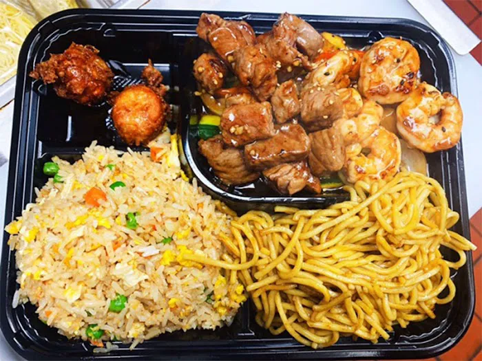 Island Sushi Picture 10