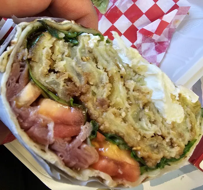 Roberto's Gourmet Kitchen Picture 9