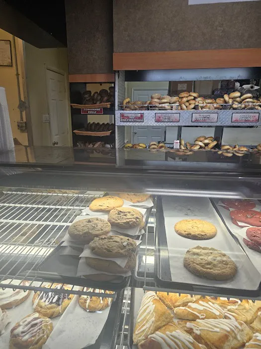 Bagels N' Buns Picture 9