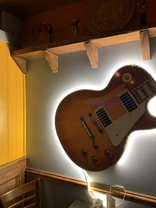 Doc Hennigans Picture 6