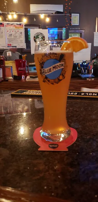 Doc Hennigans Picture 3