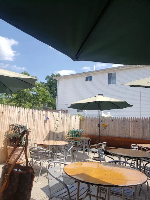 Doc Hennigans Picture 9