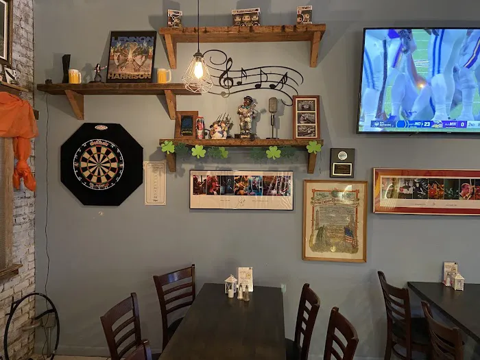 Doc Hennigans Picture 8