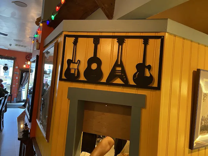 Doc Hennigans Picture 4