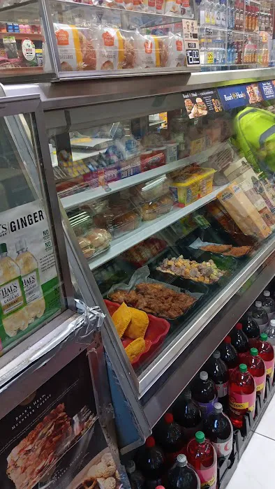 Michael's Deli Picture 10