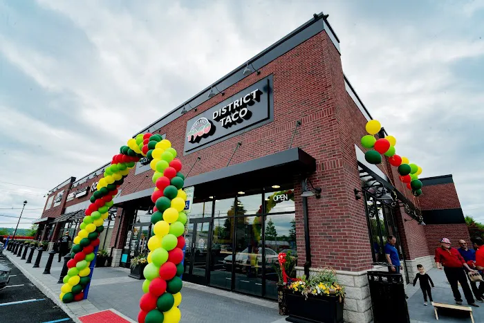 District Taco Picture 3