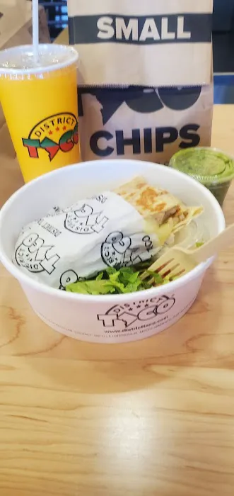 District Taco Picture 6