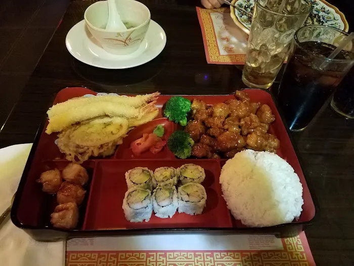 Tommy Chengs Asian Cuisine Picture 3