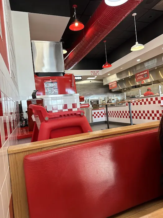 Five Guys Picture 10