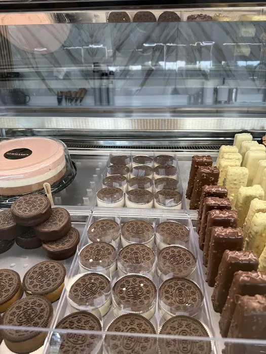 GERMANO'S Premium Gelato & Coffee Picture 4