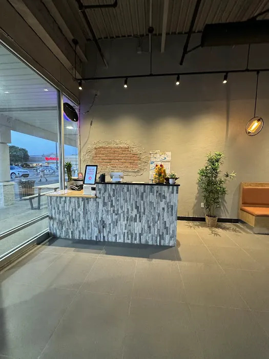 POKESTOP SUSHI & HIBACHI Picture 9