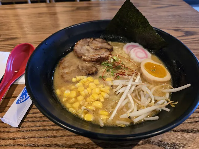 POKESTOP SUSHI & HIBACHI Picture 8