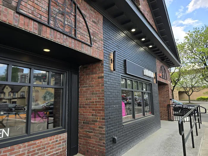 Lavagna of Suffern Picture 4