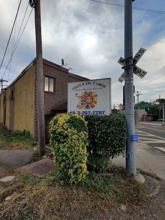 Tequilla Sal Y Limon Picture 5