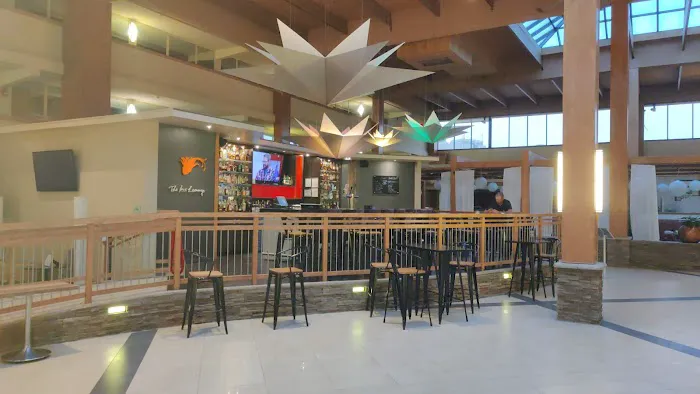 Koi Lounge Picture 9