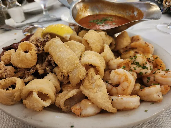 Segovia Tavern Picture 6