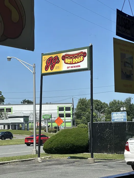 JJ's Hot Dogs Picture 5