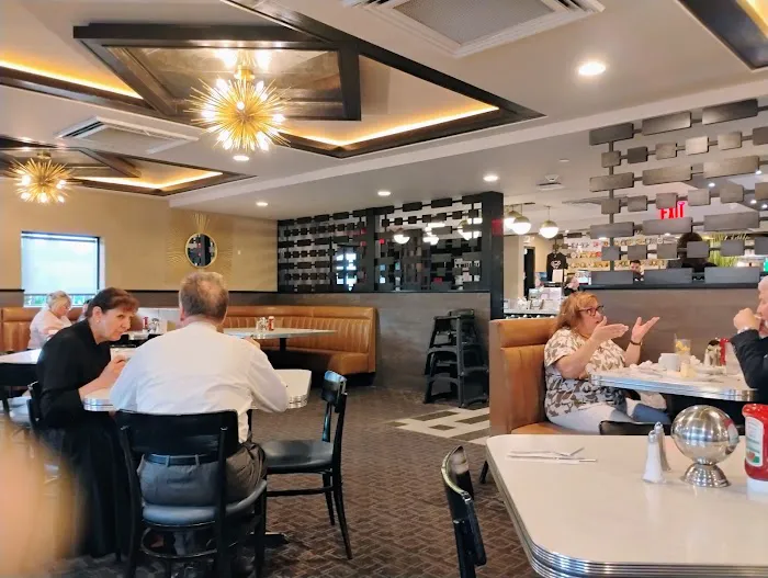 The West Essex Diner Picture 7