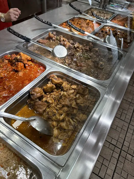 Tropical Hut Picture 6