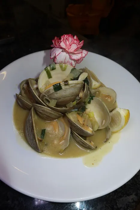 Famiglia Pizzeria Modern Italian Kitchen Picture 6