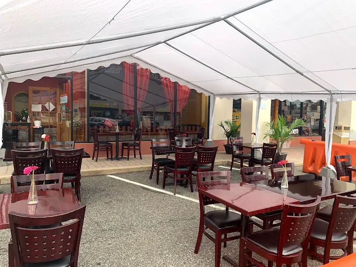 Summit Thai Cuisine Picture 4