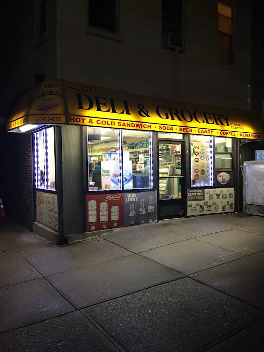 Sam Deli & Grocery Picture 4