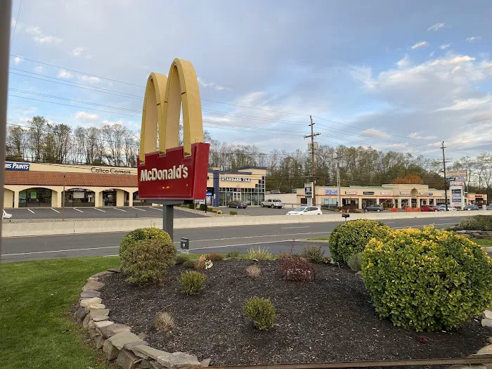 McDonald's Picture 2