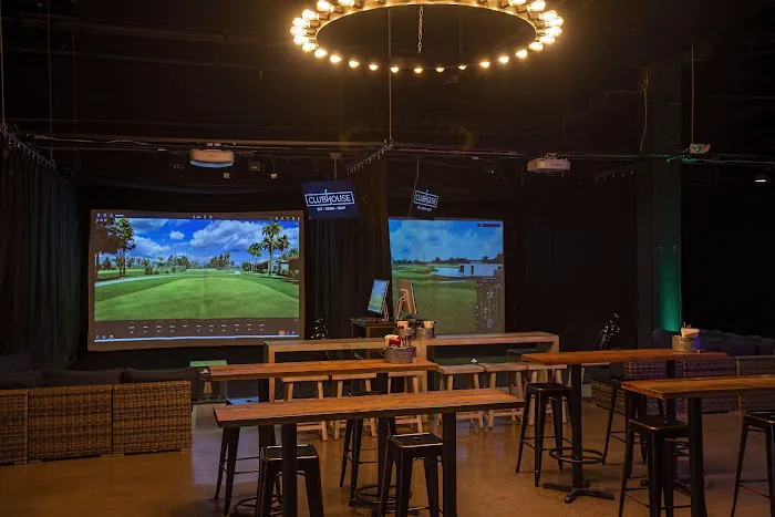 The Clubhouse | Eat • Drink • Golf Picture 1