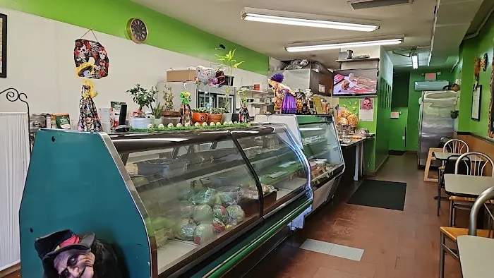 Yetla's Restaurant & Deli Picture 5