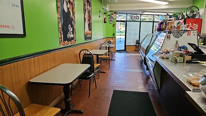 Yetla's Restaurant & Deli Picture 7