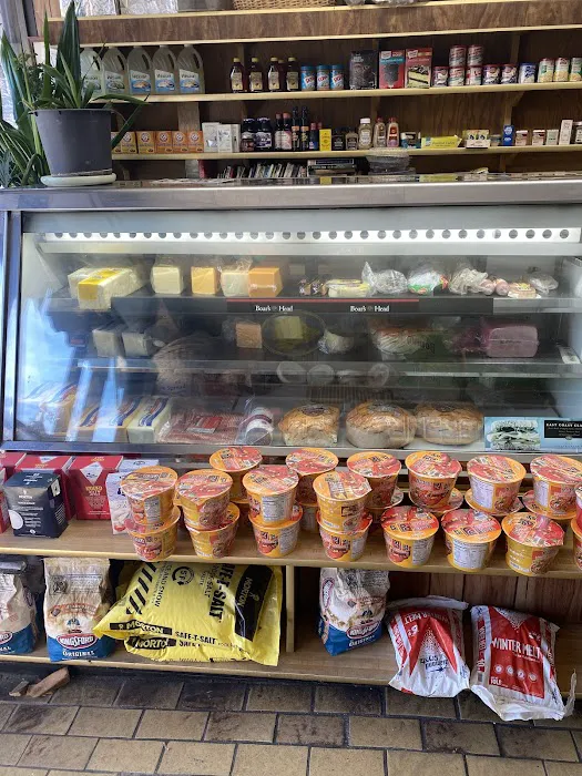 Henry's Delicatessen Picture 8