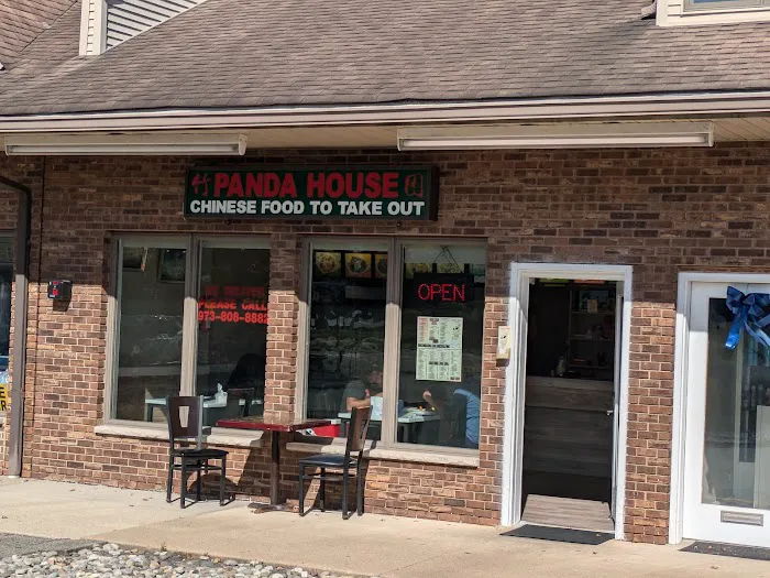 Panda House Picture 4