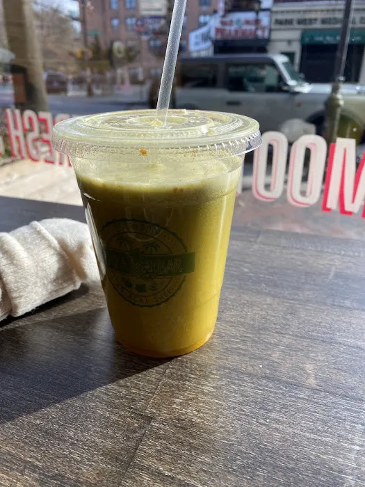 Baya Bar - Acai & Smoothie Shop Picture 3
