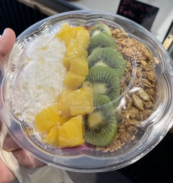 Baya Bar - Acai & Smoothie Shop Picture 9