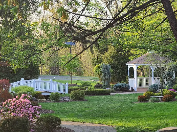 Barnyard & Carriage House Picture 9