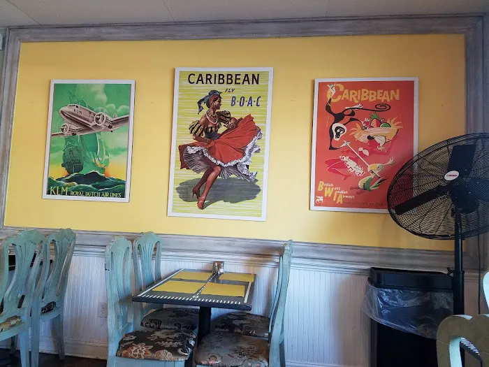 Empanada Lady Cafe Picture 1