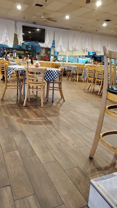 El Paraiso Restaurant & lounge Picture 3