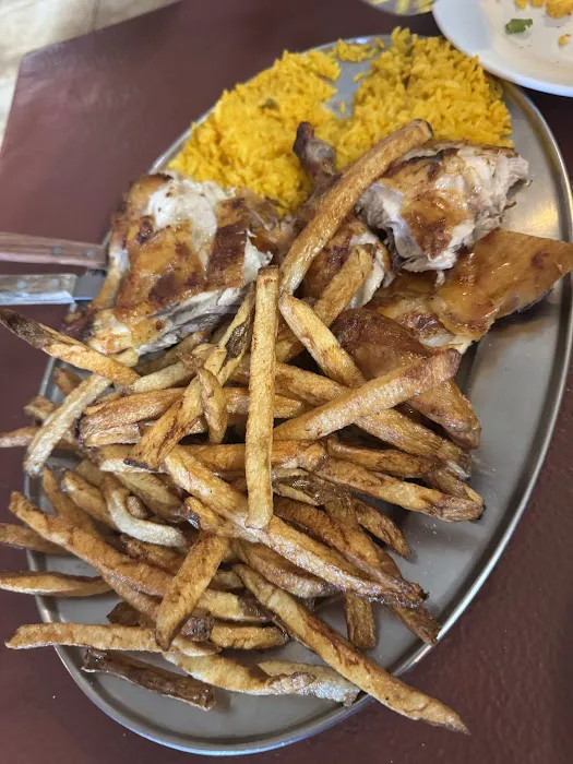 Portuguese Churrasqueira Restaurant Picture 9