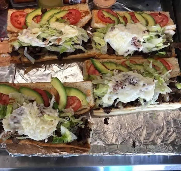 Americas Unidas Food Truck Picture 6