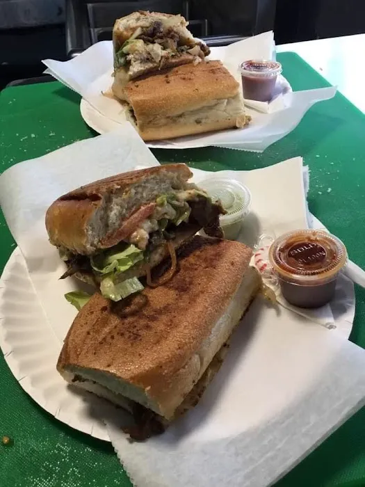 Americas Unidas Food Truck Picture 4