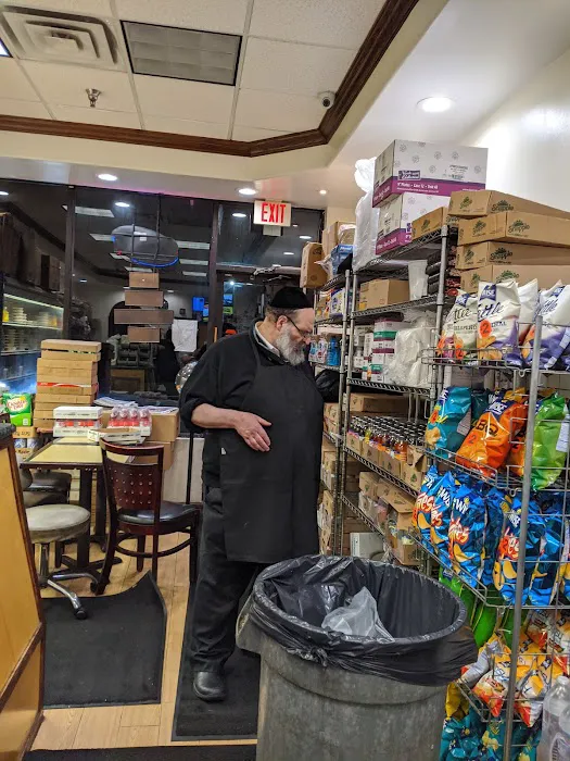 Mechels Takeout LLC Picture 5