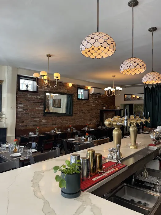 Hilltop Tavern Brooklyn Picture 1