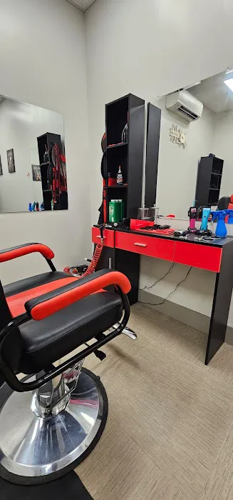 Bashert Barber Picture 5