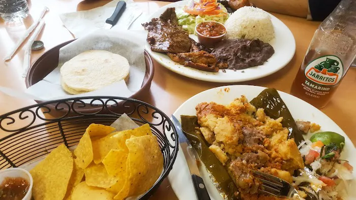 Antojitos Chapines Restaurante Picture 3