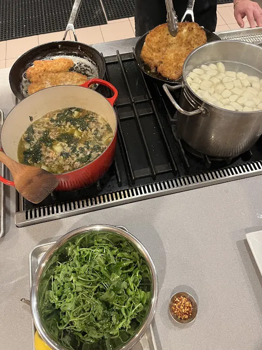 Hudson Table Stamford Picture 8